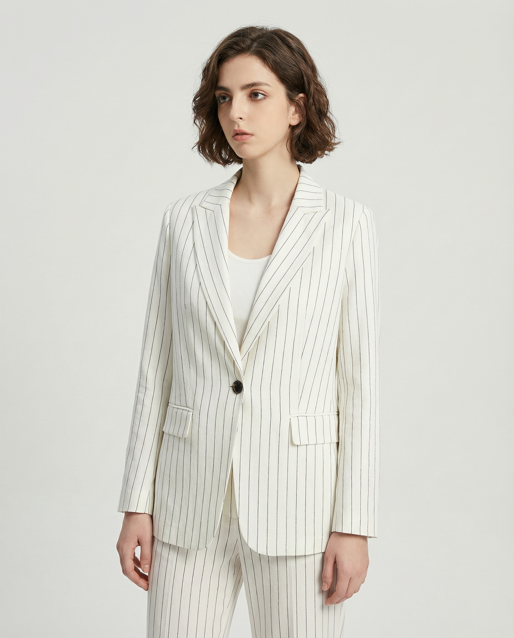 Linen Blazer Suit – Stylish Stripe Design for Chic Office Attire