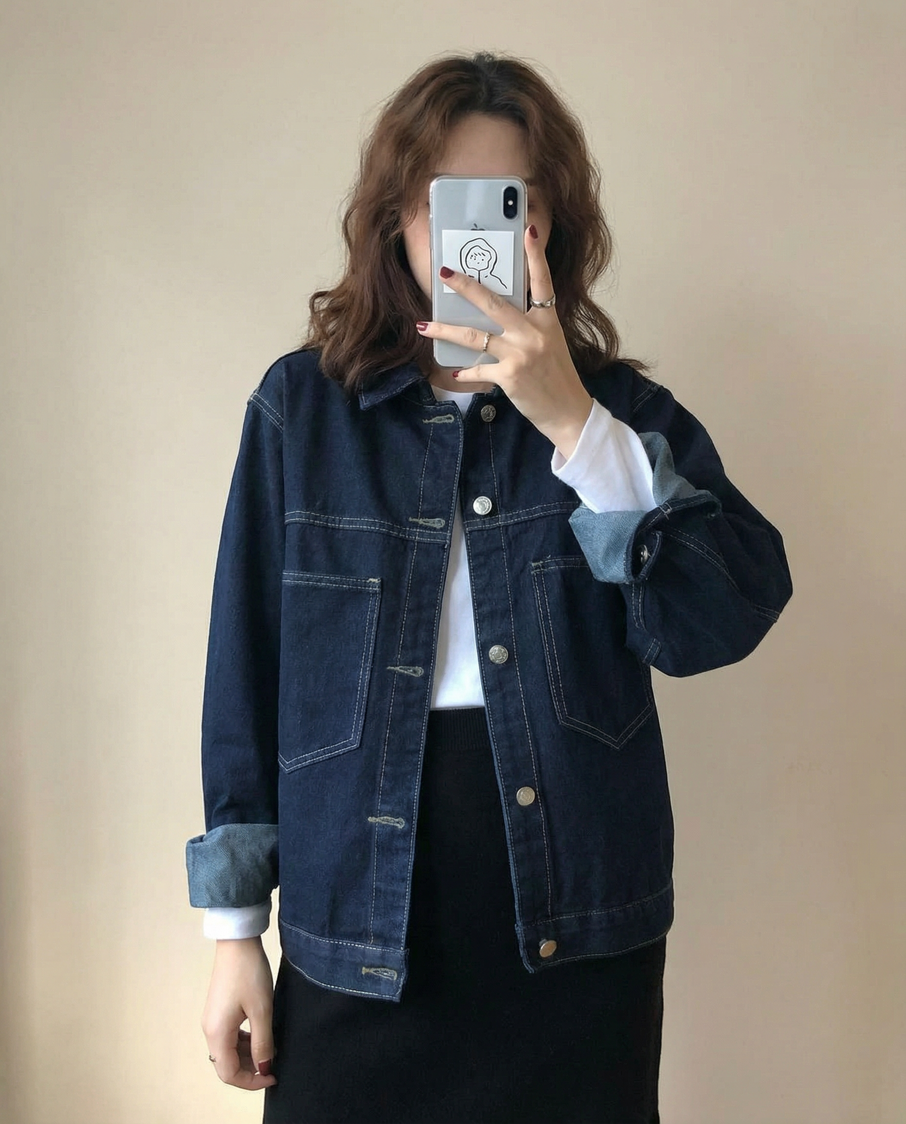 Women’s Classic Denim Jacket with Structured Fit and Utility Chest Pockets